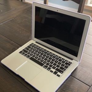 *SOLD* Apple MacBook Air 13" 2017 Silver